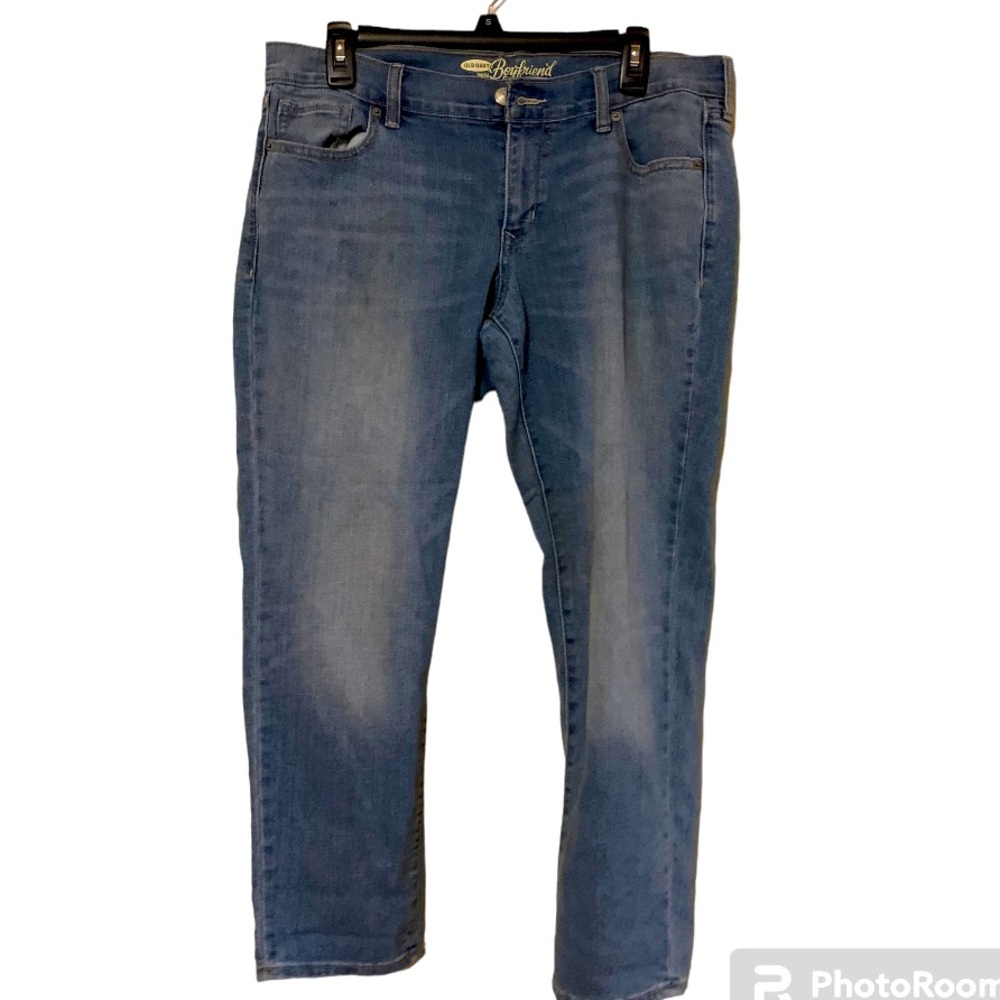 Old Navy, Size 10, light wash boyfriend jeans.
